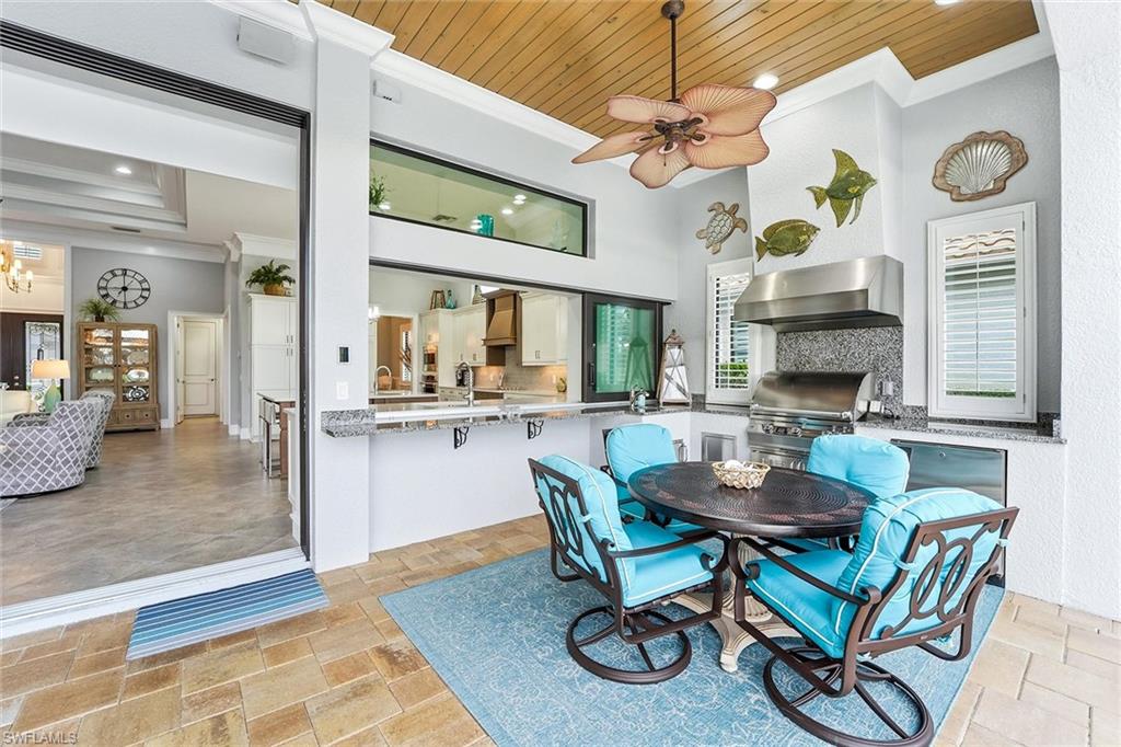 TWIN EAGLES - Residential