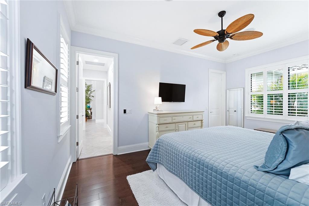 TWIN EAGLES - Residential