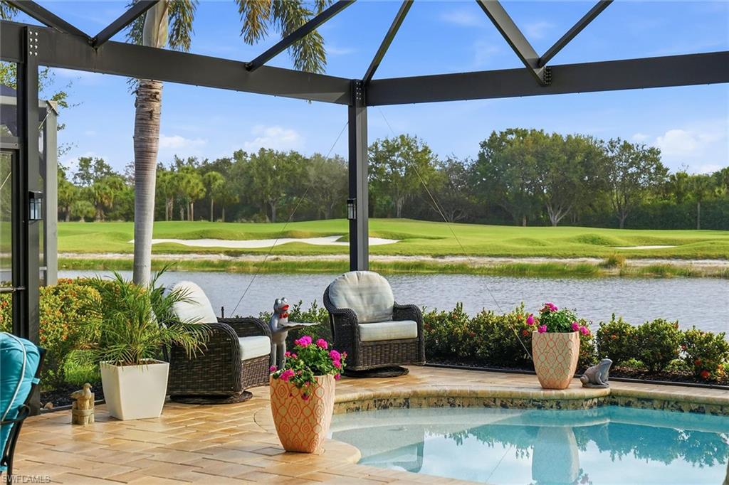 TWIN EAGLES - Residential