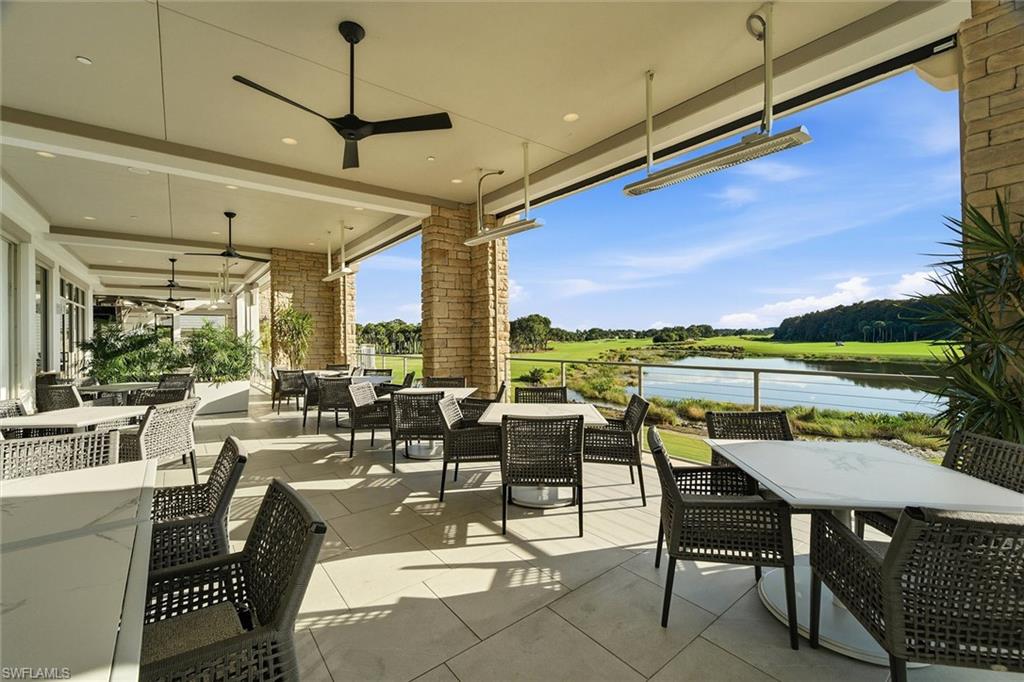 TWIN EAGLES - Residential