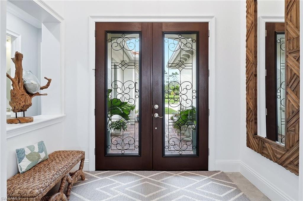 TWIN EAGLES - Residential