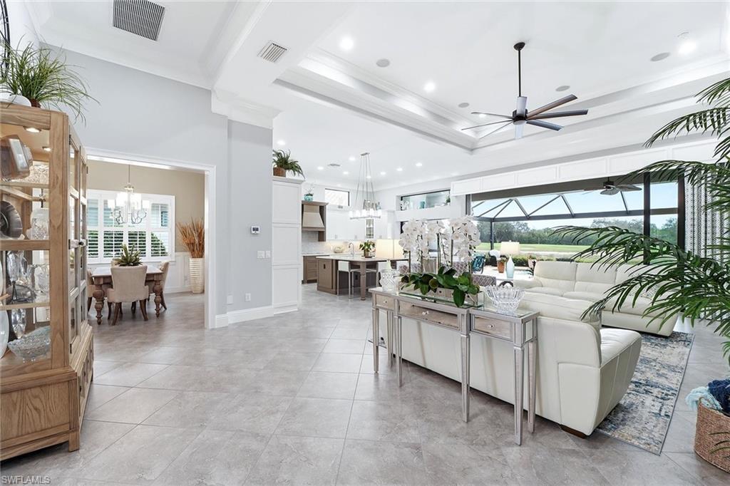 TWIN EAGLES - Residential