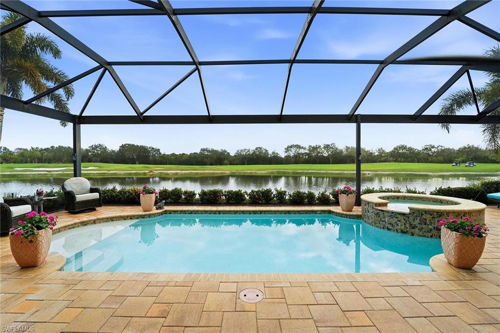 TWIN EAGLES - Residential