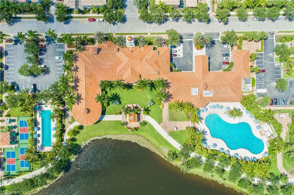 VILLAGE WALK OF BONITA SPRINGS - Residential