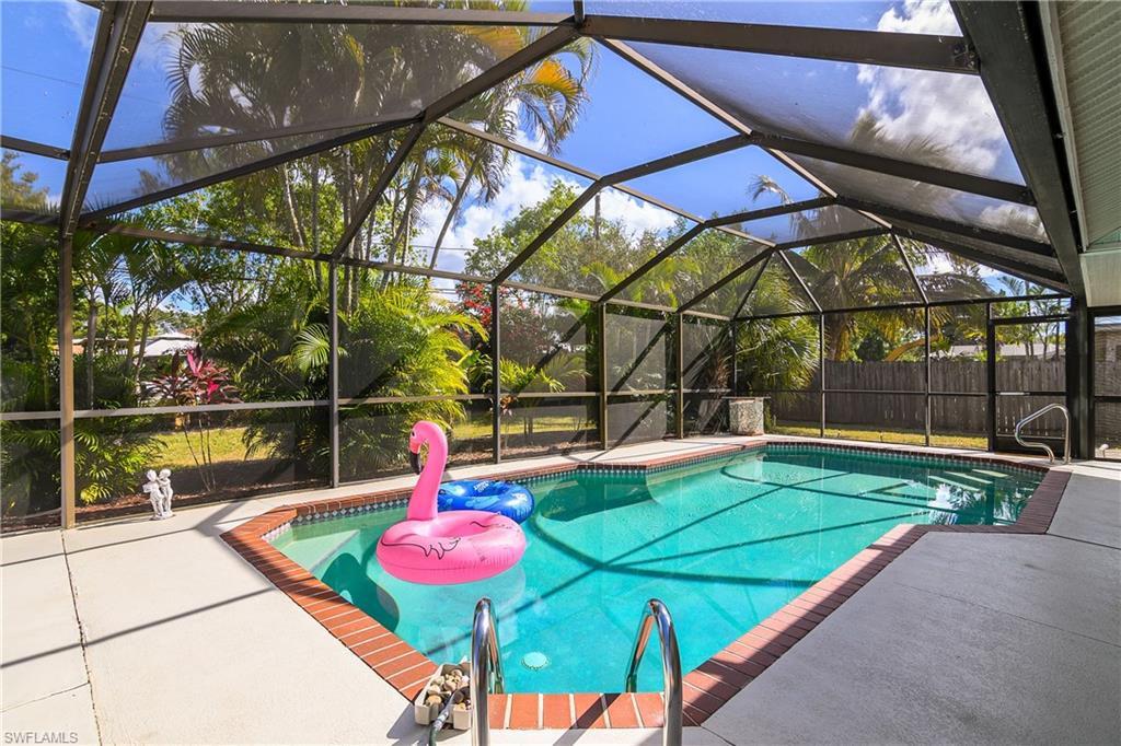 GOLDEN GATE CITY - Residential