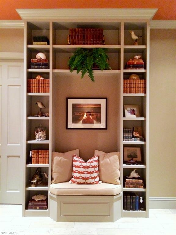 BAREFOOT BEACH - Residential