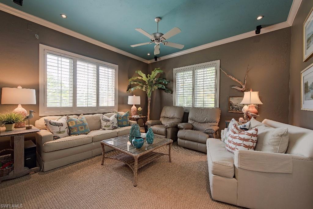 BAREFOOT BEACH - Residential