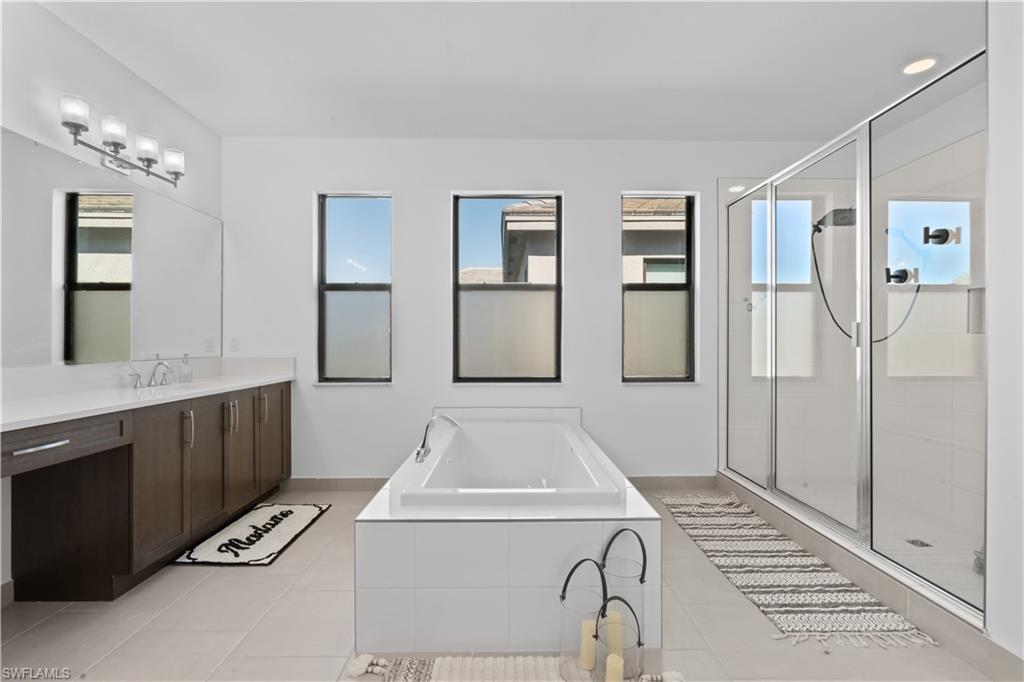 RIVERCREEK IN ESTERO - Residential