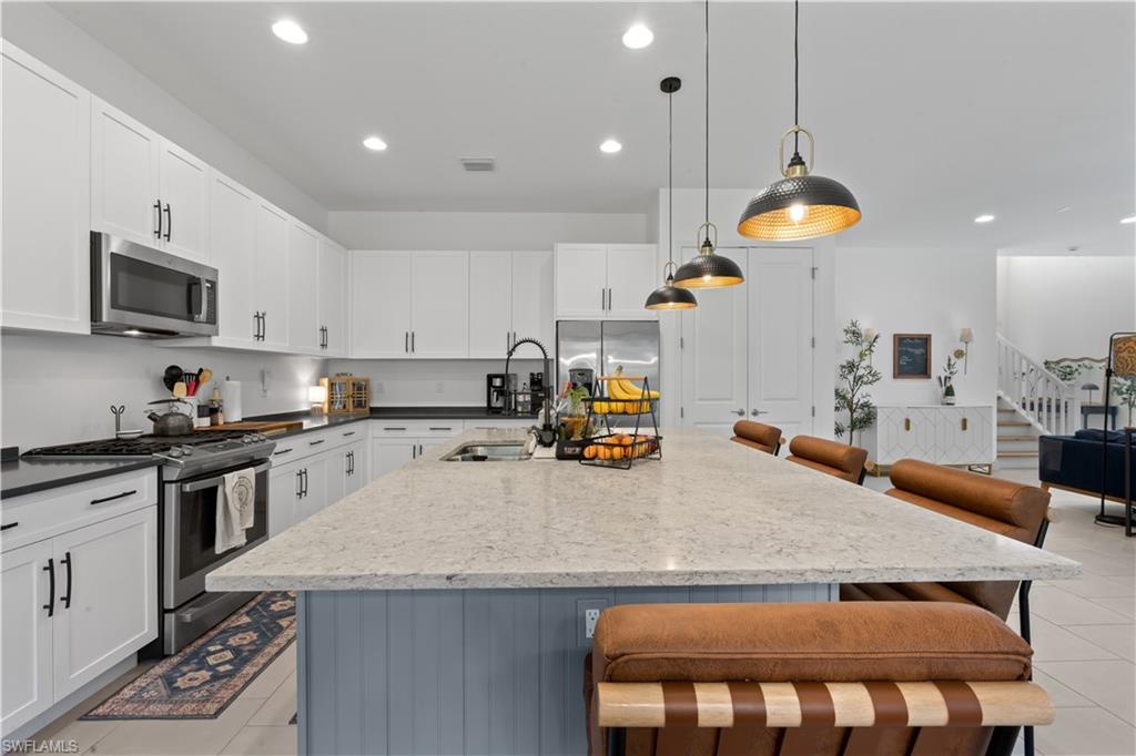 RIVERCREEK IN ESTERO - Residential