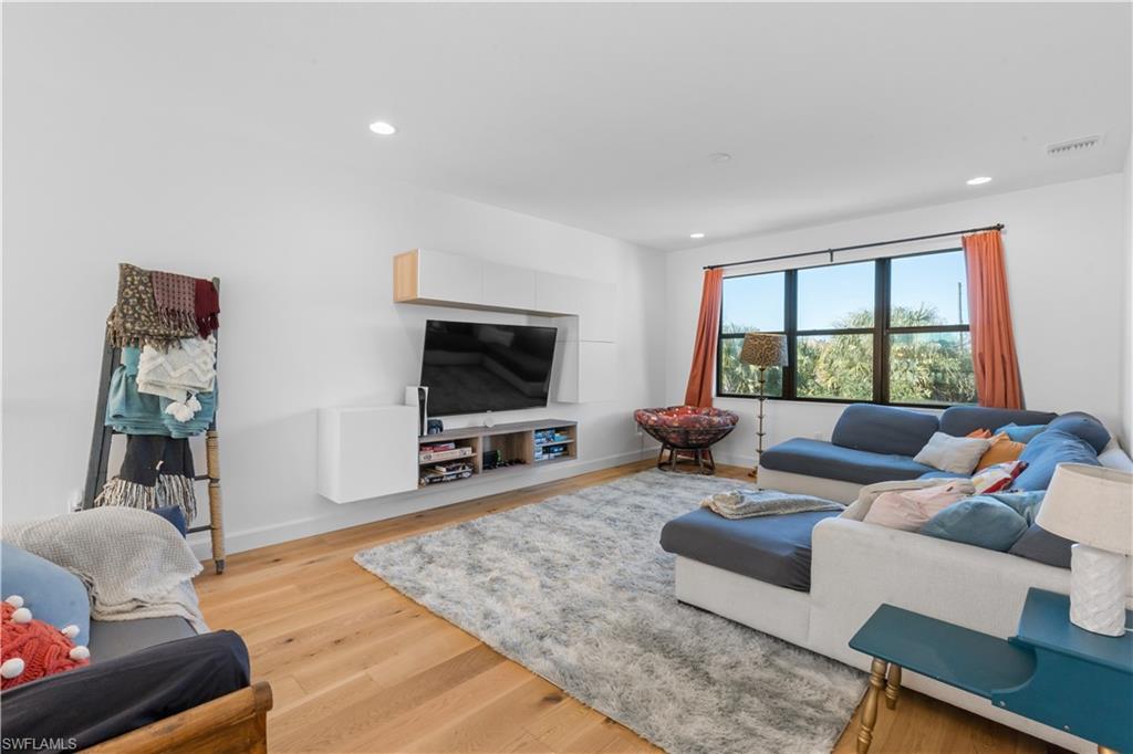 RIVERCREEK IN ESTERO - Residential