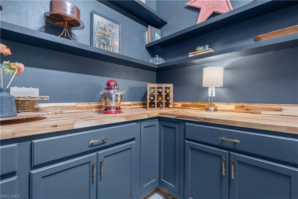 RIVERCREEK IN ESTERO - Residential