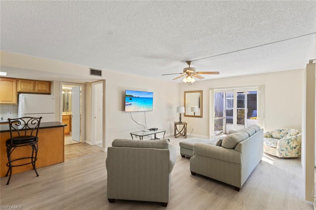 GLADES COUNTRY CLUB - Residential