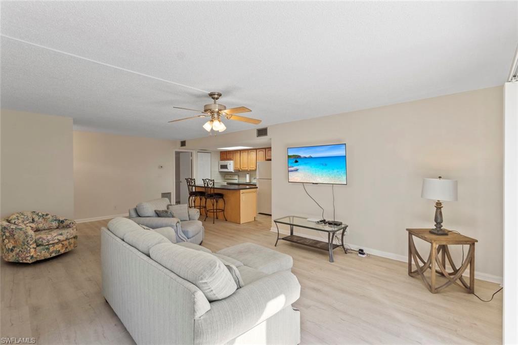 GLADES COUNTRY CLUB - Residential