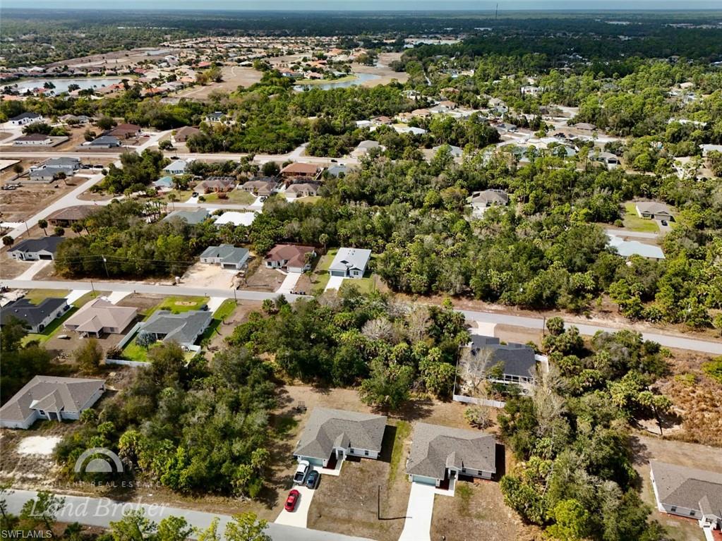 PORT CHARLOTTE - Land