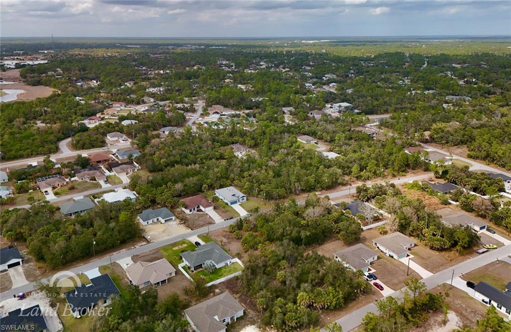 PORT CHARLOTTE - Land