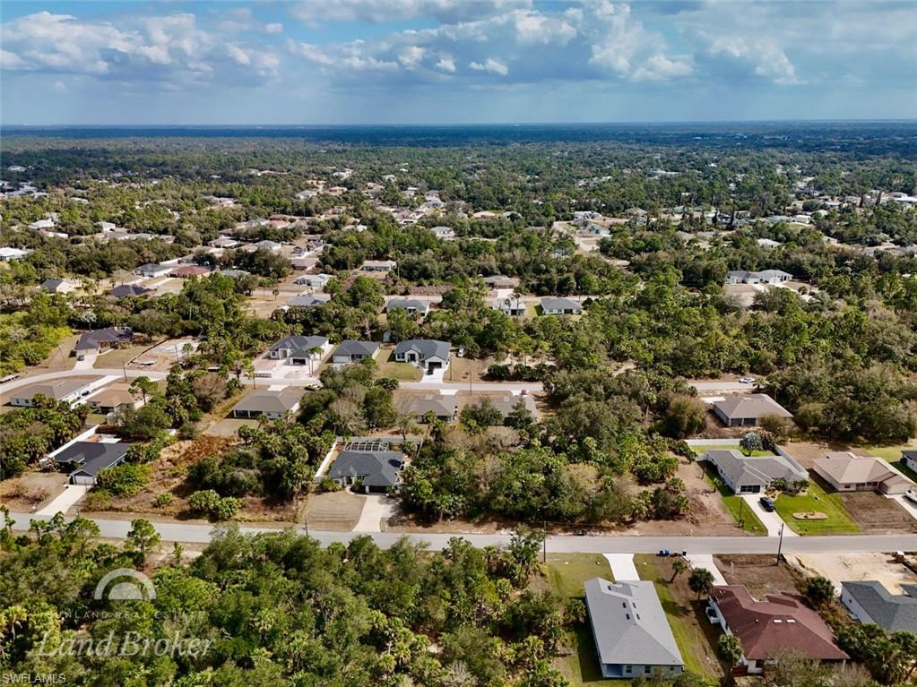 PORT CHARLOTTE - Land