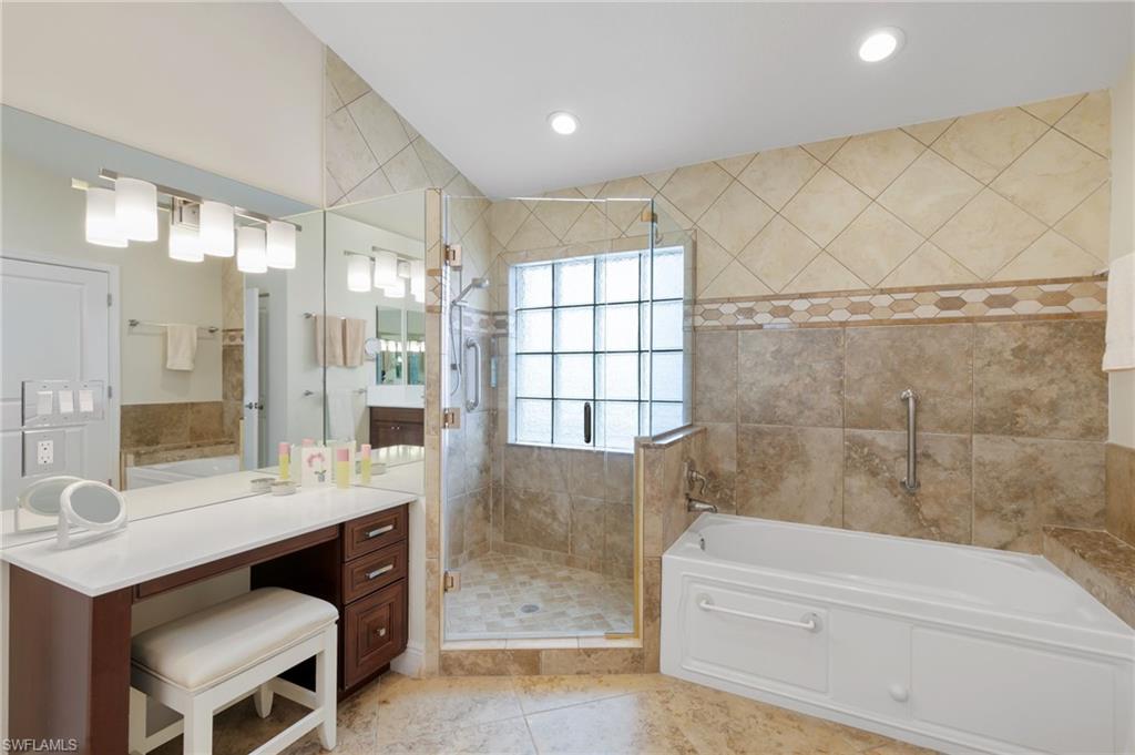 AUTUMN WOODS - Residential