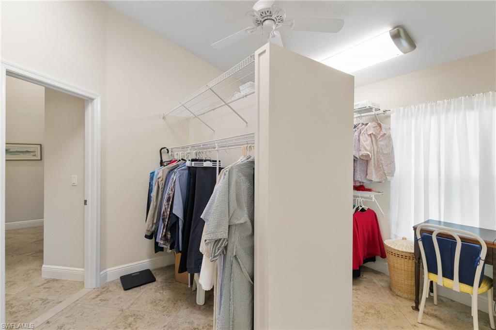 AUTUMN WOODS - Residential