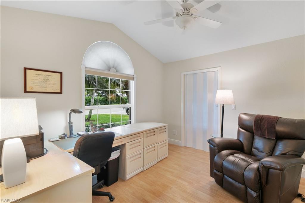 AUTUMN WOODS - Residential