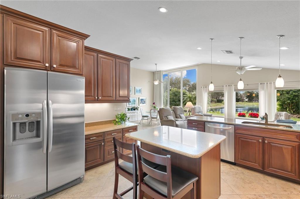 AUTUMN WOODS - Residential