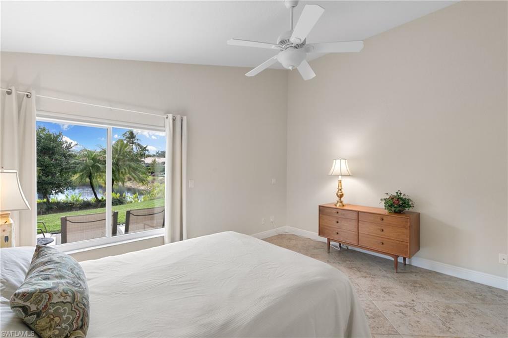 AUTUMN WOODS - Residential