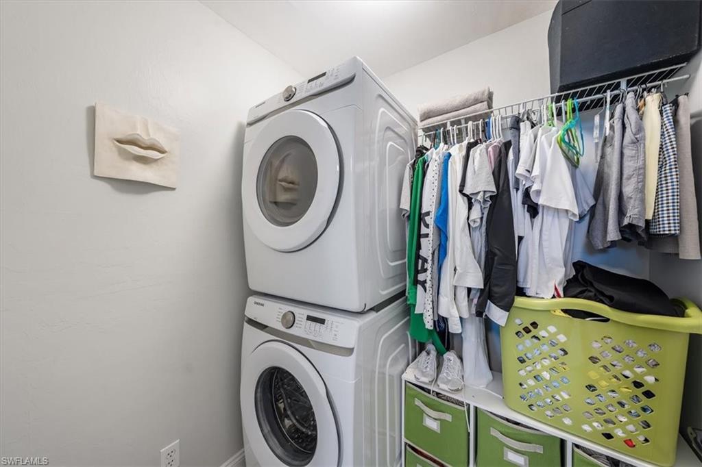 BERKSHIRE LAKES - Residential