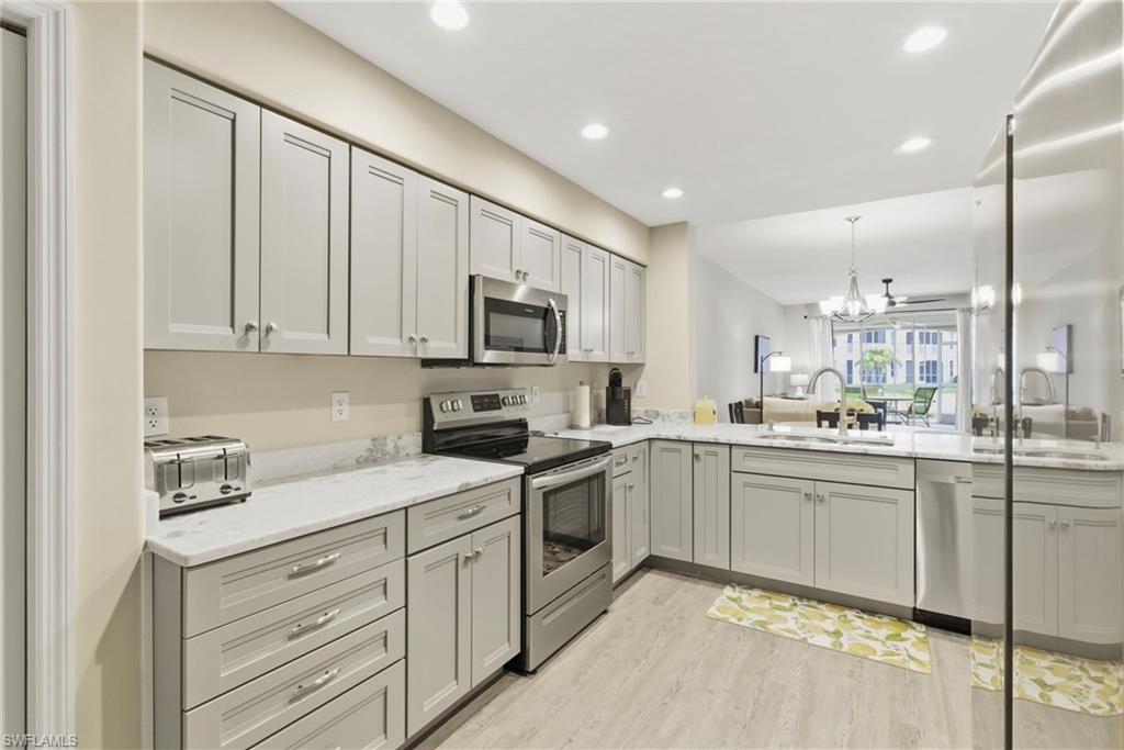 SOUTHMONT COVE - Residential