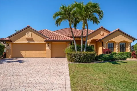 5220 SW 22nd Ave, Cape Coral, FL 33914 - MLS#: 225026028