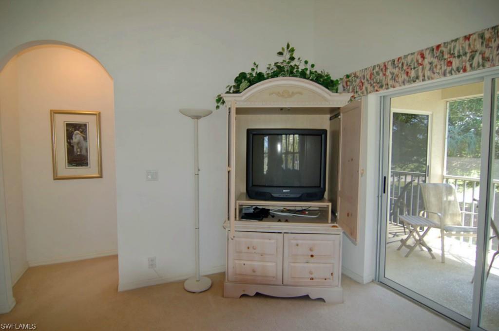 WESTMINSTER CONDO - Residential