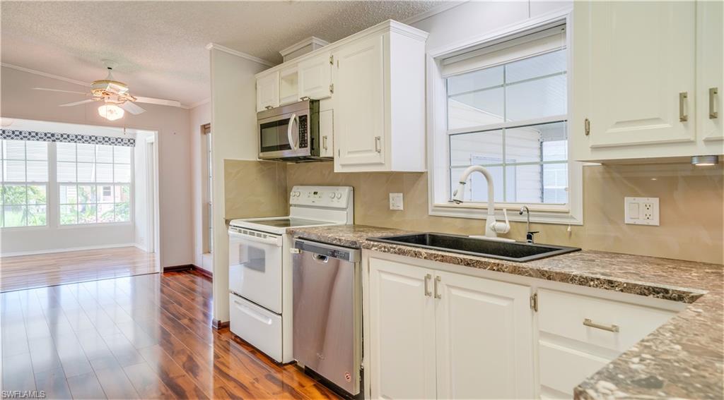 HORIZON VILLAGE - Residential