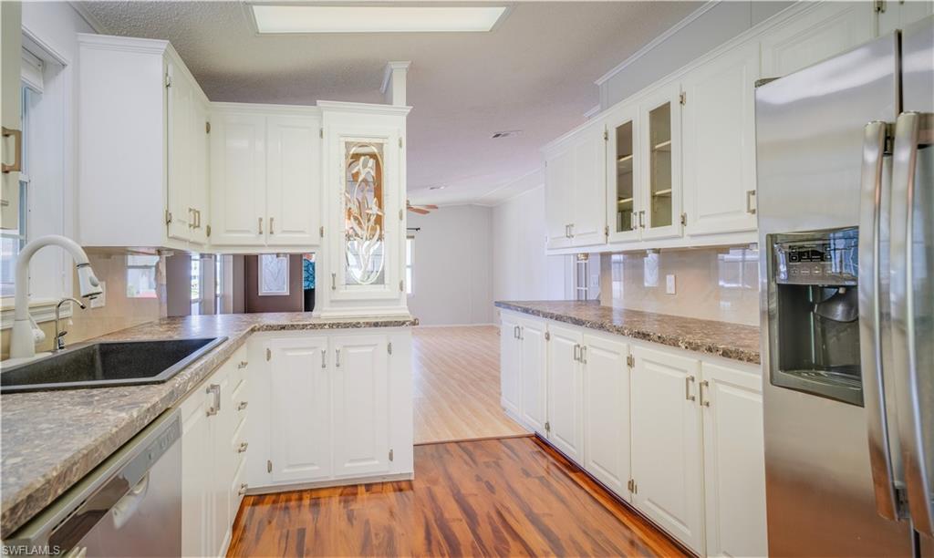 HORIZON VILLAGE - Residential