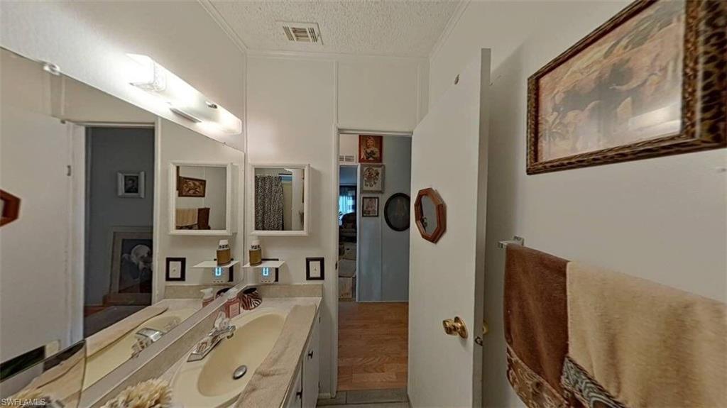 CARRIAGE VILLAGE - Residential