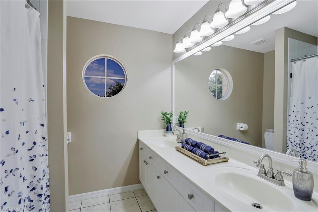 INDIGO LAKES - Residential