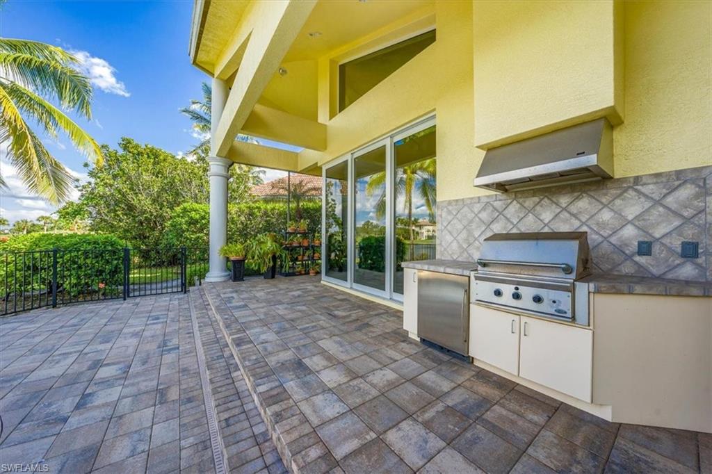 BAY LAUREL ESTATES - Residential