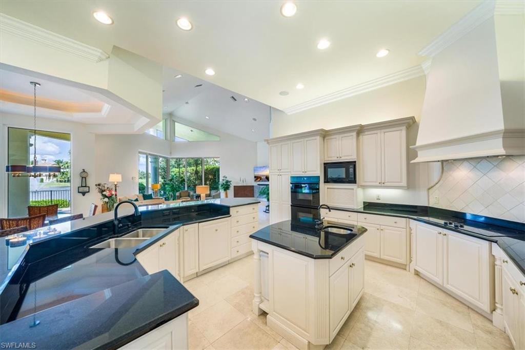 BAY LAUREL ESTATES - Residential