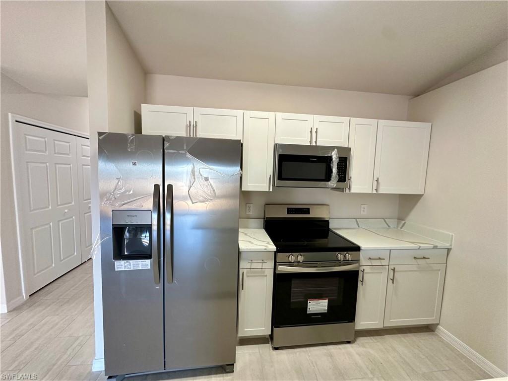 CAPE CORAL - Residential Lease