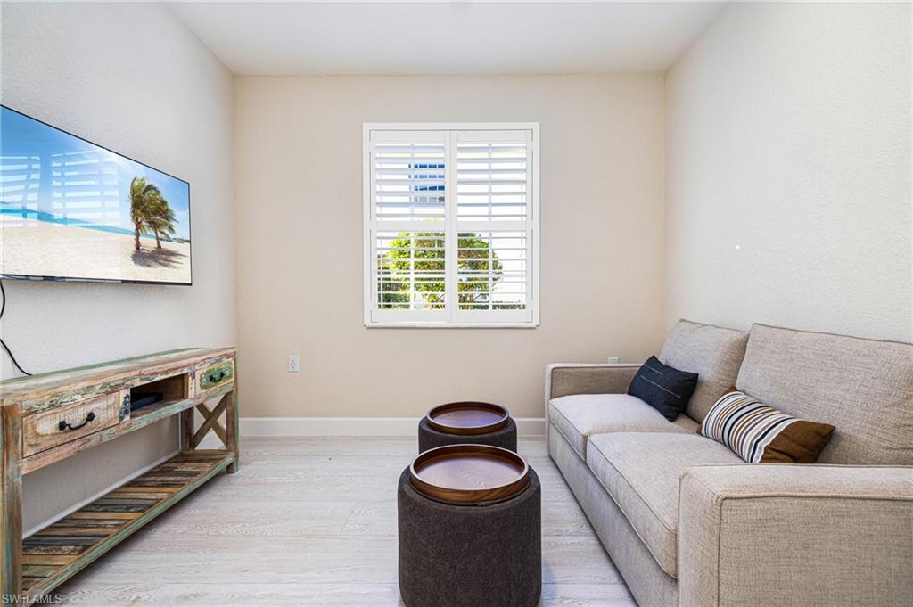 TURTLE POINT - Residential