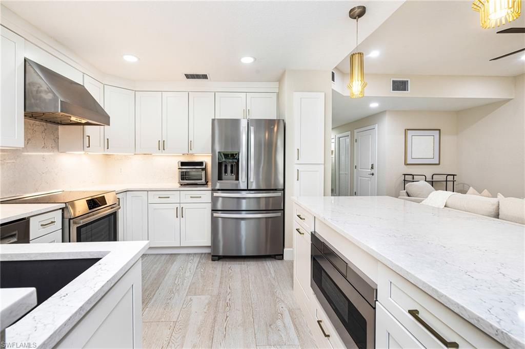 TURTLE POINT - Residential