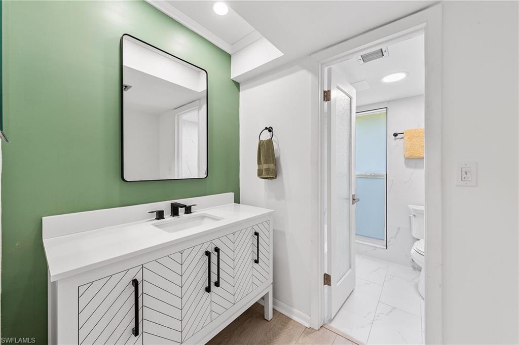 GLADES COUNTRY CLUB - Residential