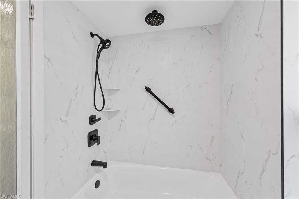 GLADES COUNTRY CLUB - Residential