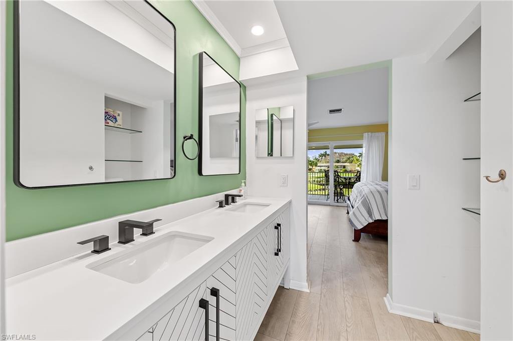 GLADES COUNTRY CLUB - Residential