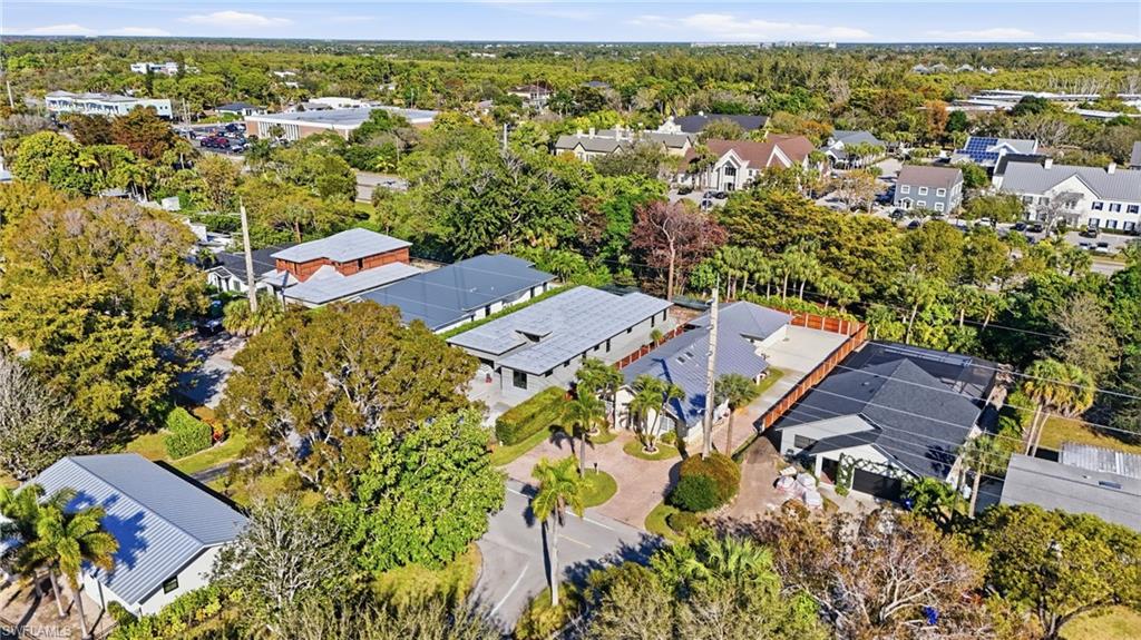 LAKE PARK - Residential