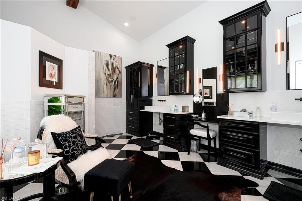 LOGAN WOODS - Residential