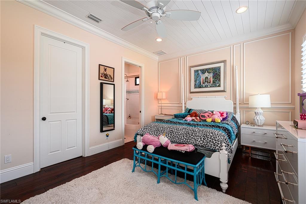 LOGAN WOODS - Residential