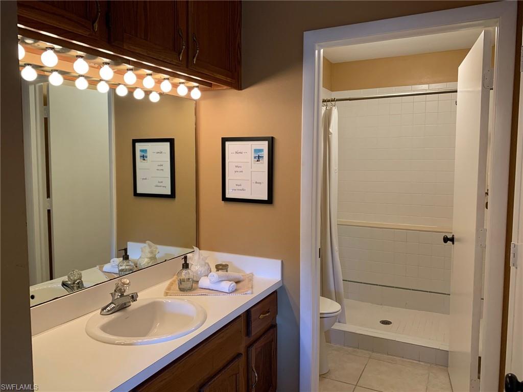 SEVEN LAKES - Residential