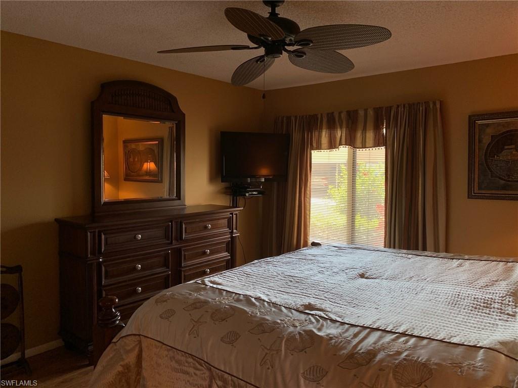 SEVEN LAKES - Residential