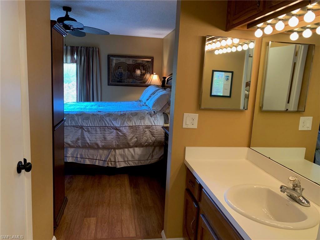 SEVEN LAKES - Residential