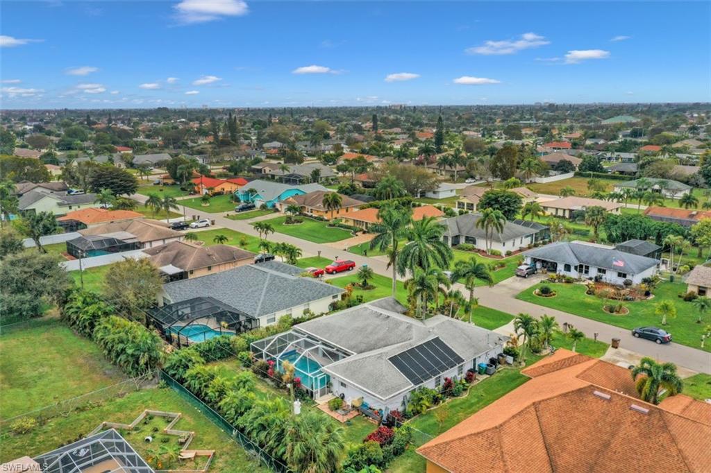 CAPE CORAL - Residential