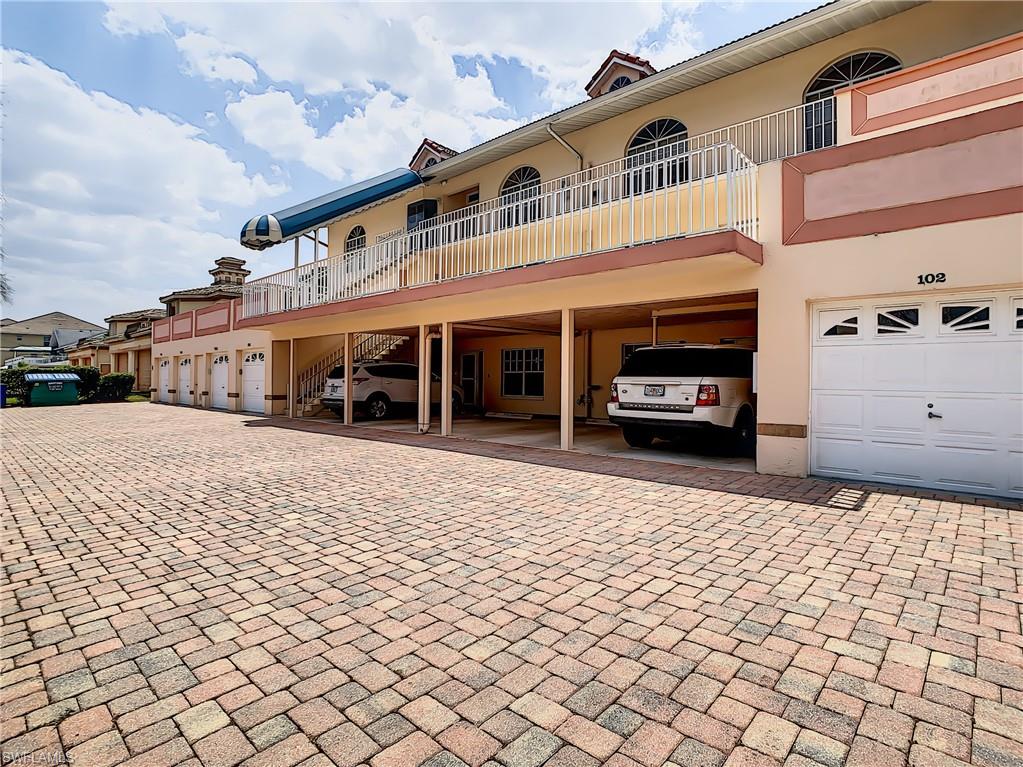 PARKWAY EAST - Residential