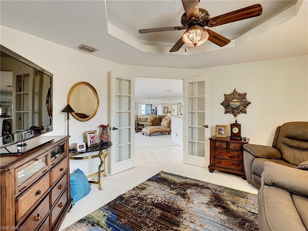 PARKWAY EAST - Residential